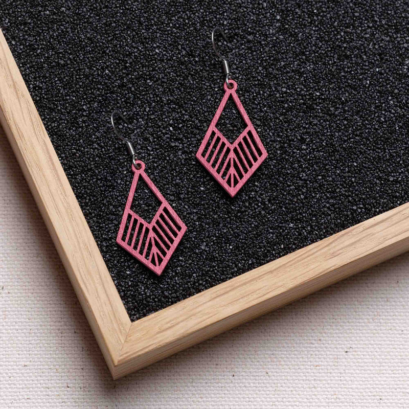 Tribe Wooden Drop Earrings – feather-light, delicate, hypoallergenic — Ansicht 31
