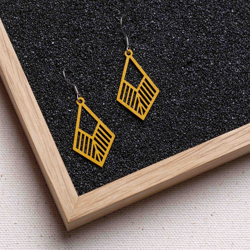Tribe Wooden Drop Earrings – feather-light, delicate, hypoallergenic — Ansicht 26