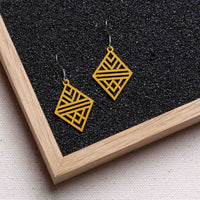 Tribal Echo Wooden Drop Earrings – feather-light, delicate, hypoallergenic — Ansicht 26