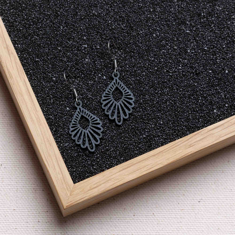 Mindful Mini Wooden Drop Earrings – feather-light, delicate, hypoallergenic — Ansicht 21
