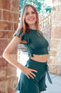 FARRAH Crop T-Shirt deep green – Lyocell, Schmetterlingsärmel, Schnürung