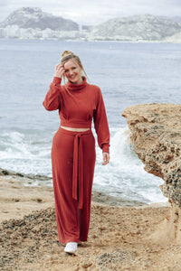 Aila Crop Pullover Cider – Casual Pullover Made from LENZING™ Viscose | Balloon Sleeves — Ansicht 5