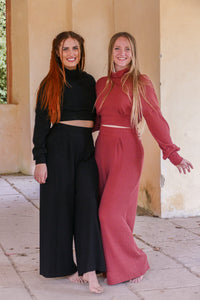 Aila Comfy Pants Black – Nachhaltige Wohlfühlhose LENZING™ Viskose Hoher Bund — Ansicht 4