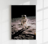 NASA Astronaut Poster – Black and White Photography Patroa Studio — Ansicht 1
