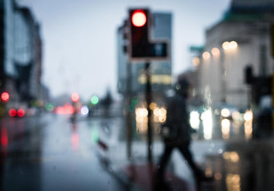 Blurry City at Night – Kunstfoto-Poster von Patroa Studio