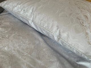 Damast Bettwäsche Set Paisley Silver – Luxus aus 100% Baumwolle | 700 TC | Elegant