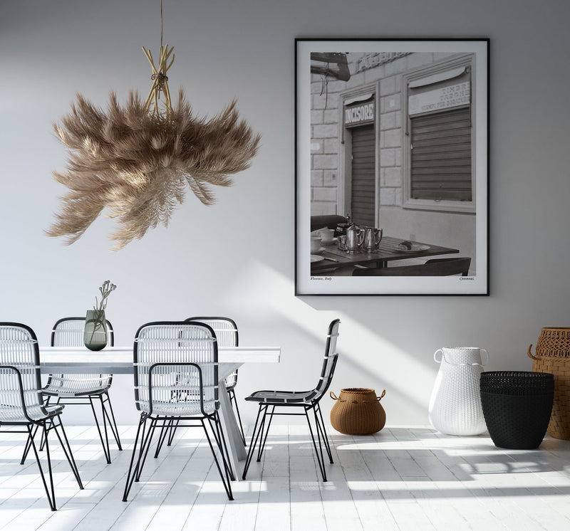 Coffee in Florence Poster by Cannanas – Kunstdruck Schwarz-Weiß — Ansicht 2