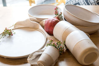 Aalina Teller groß – Steingut | Handgefertigt | Rustikal & elegant