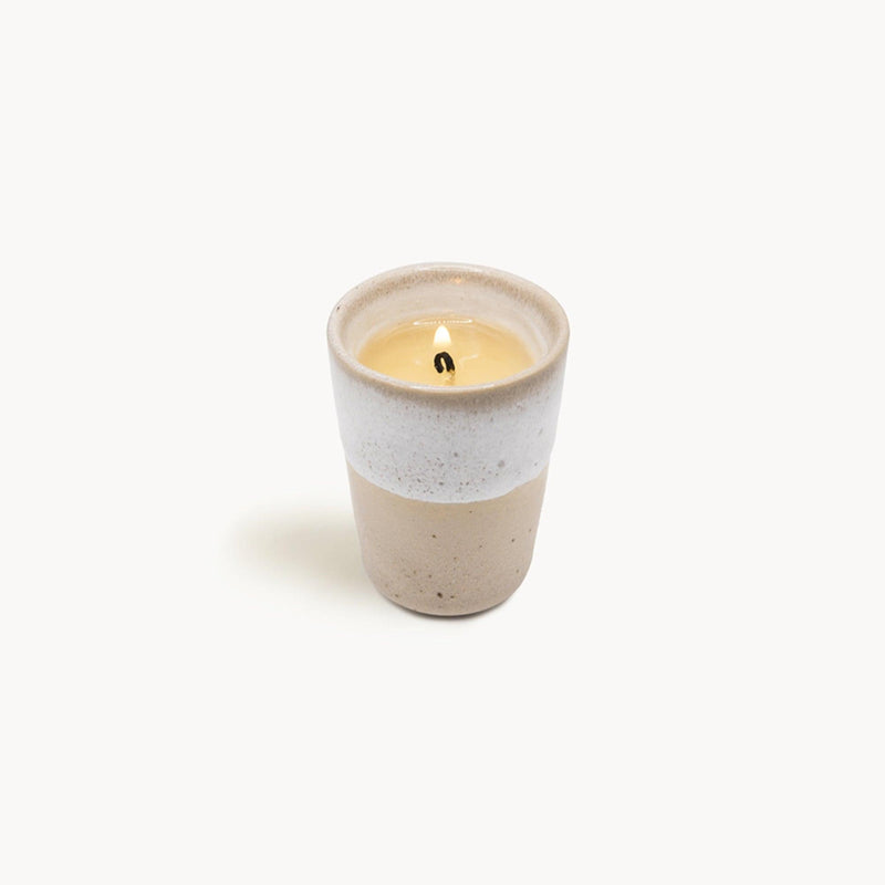 Mini Candle Aalina – Stoneware Pine & Lemon | Hand-poured & sustainable — Ansicht 2