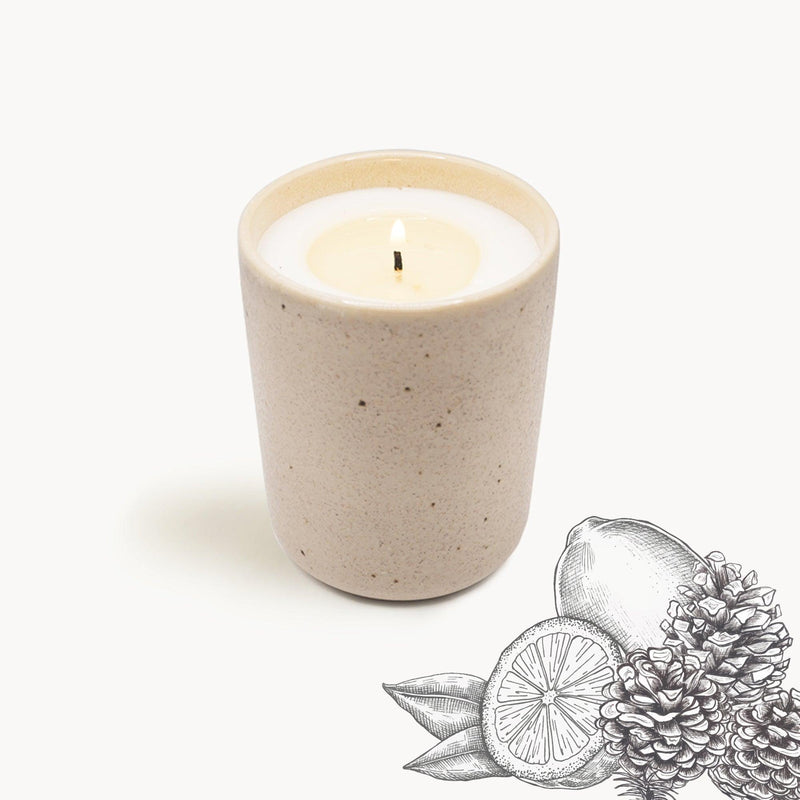 Kerze Eelina mit Duft – Steingut Zirbe-Zitrone | Handgegossen — EDDA Stoneware