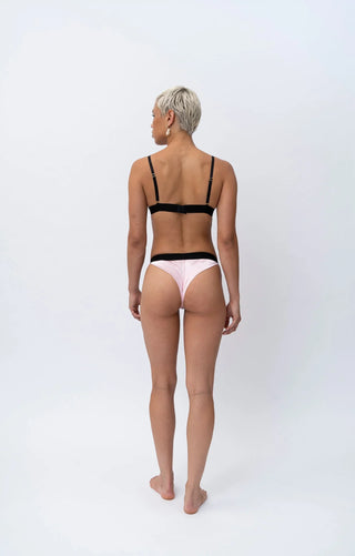 HACOY Silk Slip – Luxus pur | Seidig weich | Nachhaltig gefertigt