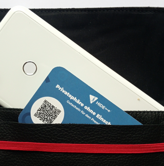 Volla Ledertasche 22 – Schwarz | Rotes Band | Handgefertigt