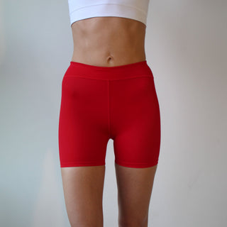 Oban Shorts Rot High Waist Funktionelles Design Nachhaltiges ECONYL