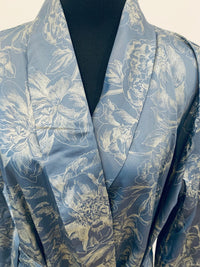 Satin Kimono Silver Blue Peony – 100% Cotton, Satin 300 TC, easy-iron — Ansicht 1