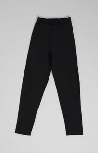 HACOY Sports Pants Schwarz – Lockerer Schnitt mit Monogramm-Detail — Ansicht 4