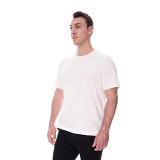 Basic Tee N°1 – Cremeweiß | 100 % Baumwolle | Regular Fit
