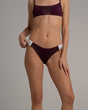 Tonga Bikini Pants Aubergine – 100 % ECONYL® Recycled, Schnelltrocknend