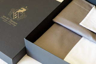 Bettwäsche Set Twist grey & white – 100% mercerisierte Baumwolle | Satin 300 TC | Bügelleicht