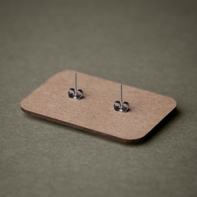 Ohrstecker aus Holz Stern N°4 – Handgefertigt