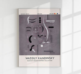 Moderner Kunstposter-Druck von Kandinskys „Four Parts“ auf feinem Fine Art Canvas mit nachhaltiger Pigmenttinte und matter Oberfläche.
