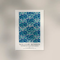 William Morris Vintage Floral Wallpaper Art Exhibition Poster – Patroa Studio — Ansicht 3
