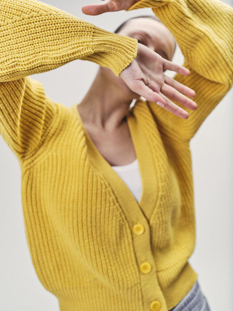 Strick Cardigan aus Organic Cotton – Oversized kurz, fair gefertigt in Italien — Ansicht 19