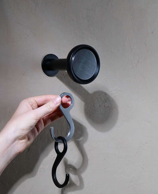 Wandhaken Silvereye Siqual-Design Schwarz mit zwei haken