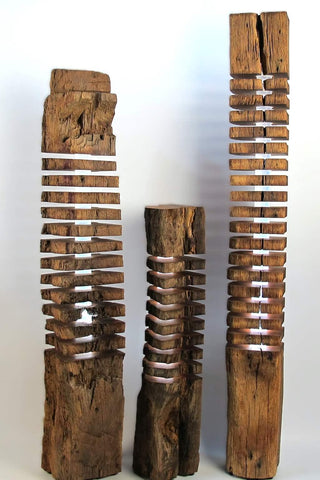 Torn Designer Stehlampe – Recyceltes Holz | Handarbeit | Exklusives Design