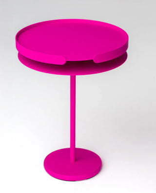 Kleiner Beistelltisch in Pinkmagenta mit modernem, rundem Design