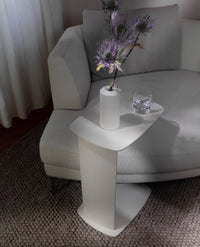 STANDBY Side Table C-Shape Powder-Coated Aluminum — Ansicht 5