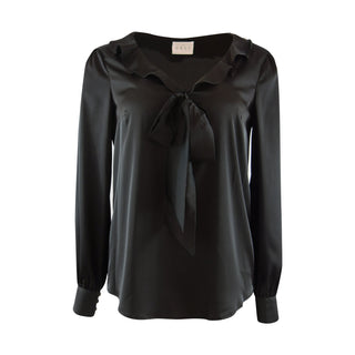 Langärmelige Bluse mit abgerundetem Ausschnitt, Schleife am Hals und Ärmelmanschetten mit Perlenknöpfen, aus 100 % recyceltem Polyester aus PET-Flaschen, elegant gestylt.
