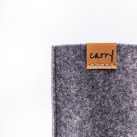 CARRY Sleeve – Handgenähte Trinkflaschenhülle aus Upcycling Filz — Ansicht 15