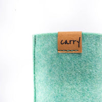CARRY Sleeve – Handgenähte Trinkflaschenhülle aus Upcycling Filz — Ansicht 13