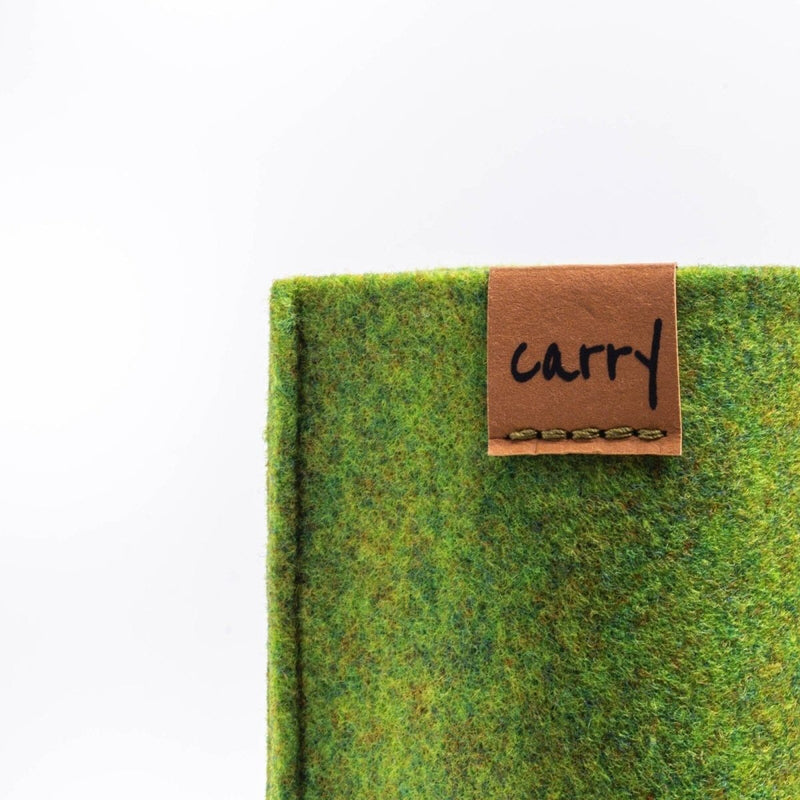 CARRY Sleeve – Handgenähte Trinkflaschenhülle aus Upcycling Filz — Ansicht 22