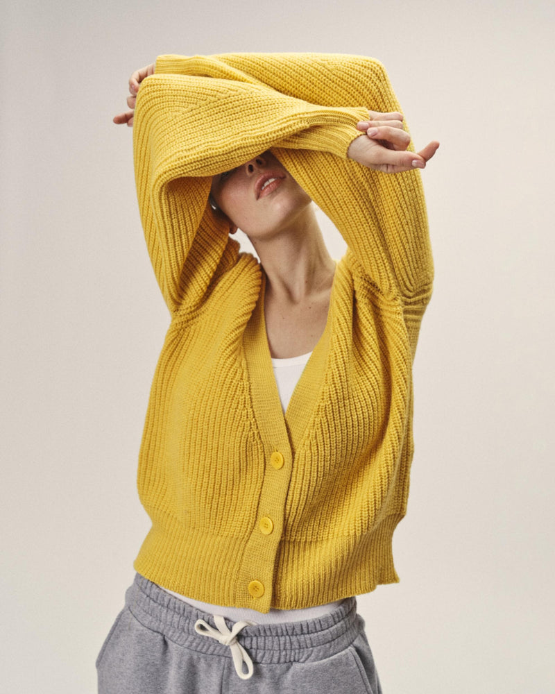 Strick Cardigan aus Organic Cotton – Oversized kurz, fair gefertigt in Italien — Ansicht 8