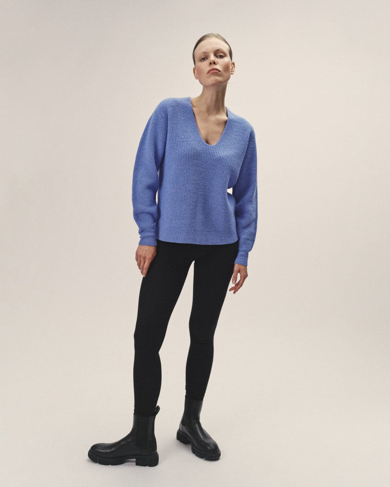 Merino wool knit pullover – deep V-neck | ribbed texture | fairly made in Italy — Ansicht 8