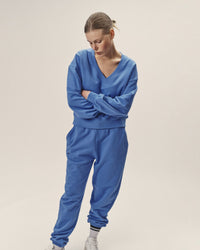 Sweatshirt V-Neck Organic Cotton – Oversized Fit Feminine — Ansicht 1
