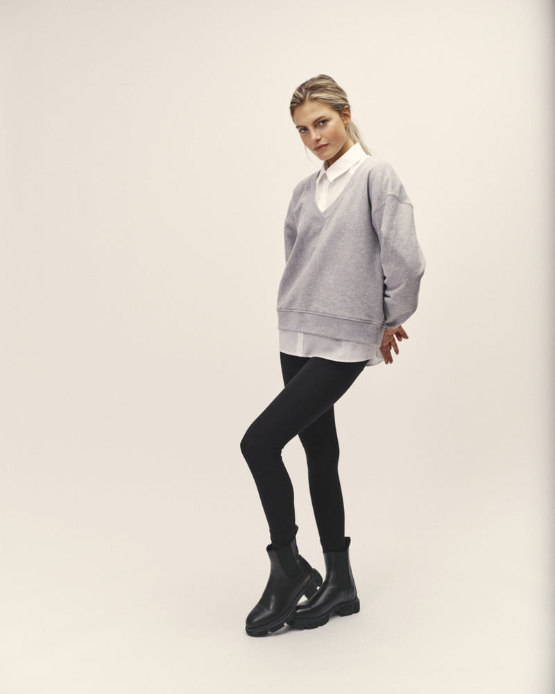 Sweatshirt V-Neck Organic Cotton – Oversized Fit Feminine — Ansicht 6
