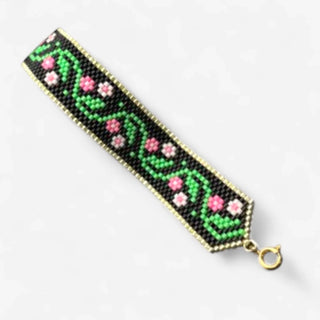 Pearl bracelet “Flower Meadow” – Hand-sewn floral splendor made of glass beads
