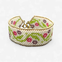 "Flower Meadow" Pearl Bracelet - Hand-stitched Glass Bead Floral Pattern — Ansicht 2