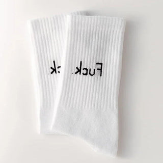 Fuck. Statement Socken – Bio-Baumwolle | EU-Produktion | Dein stilvoller Mittelfinger