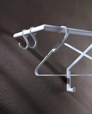 Wandgarderobe Hook aus weiß pulverbeschichtetem Metall – modernes Design von Siqual