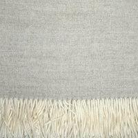 Villa Jade° Plaid – 100% Alpakahaar, 130x200 cm, Weiches Plaid mit graphischem Muster — Ansicht 7