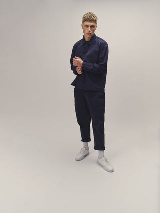 Herren Worker Jacket in Dunkelblau aus reiner Bio-Baumwolle von WOTE - made in  Portugal, Frontansicht