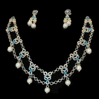 Schmuckset mit Herzornamenten, Strass &amp; Perlen | Kette &amp; Ohrringe