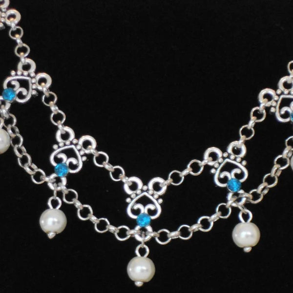 Jewellery Set with Heart Ornaments, Rhinestones & Pearls | Necklace & Earrings