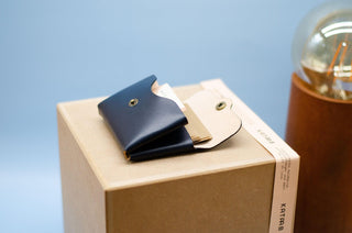 Minimalistischer Leder Geldbeutel – Echtleder | Handmade | Kompakt Berlin