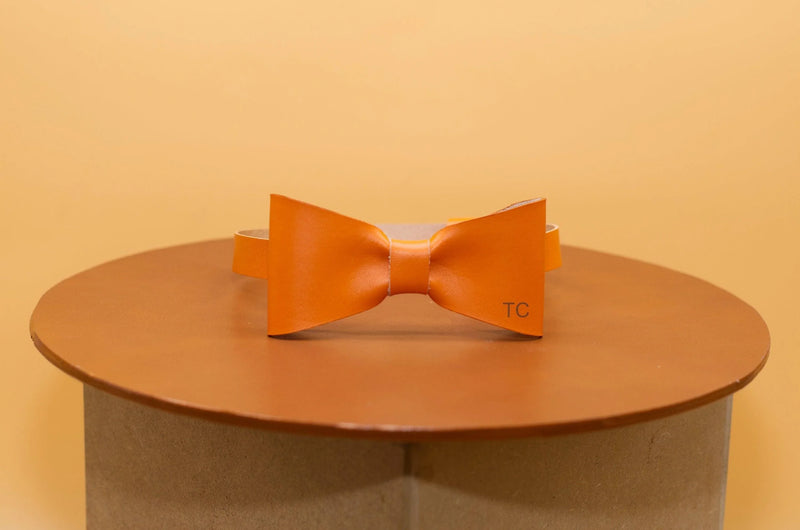 Engraved Leather Bow Tie – Handmade from Italian Leather | KATAAB — Ansicht 7