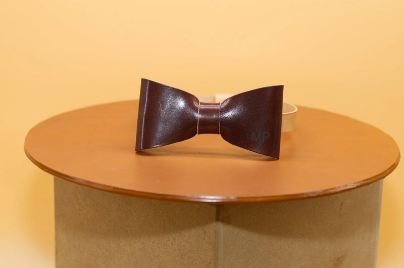 Leather Bow Tie Berlin Edition – Genuine Leather handmade customizable — Ansicht 9