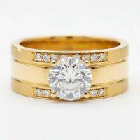 Thick Gold Wedding Ring with Diamond — Ansicht 1